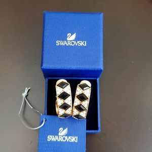 Swarovski crystal earring